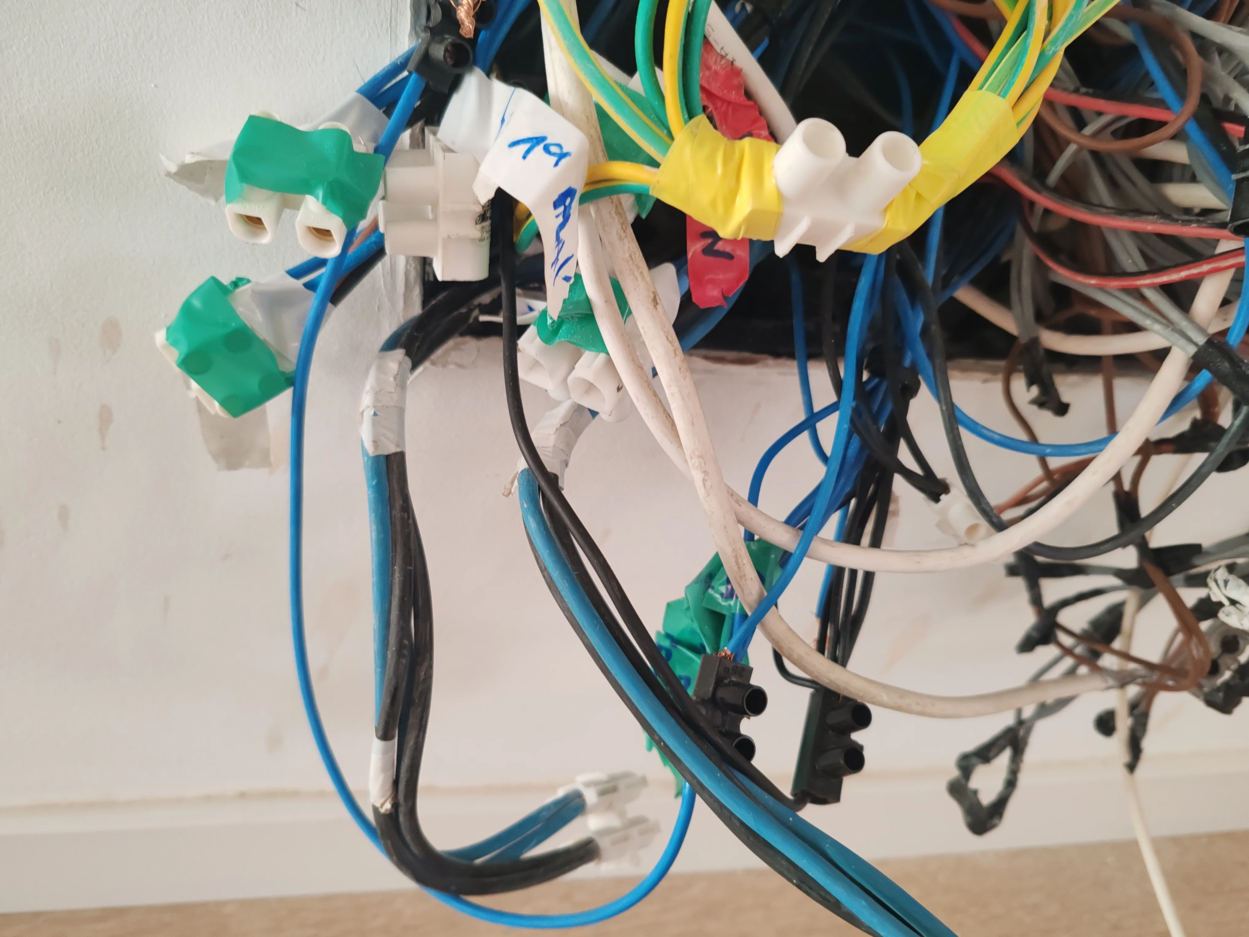 Reestructuración completa líneas eléctricas - imagen 6